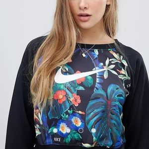Nike Black Tropical Hyper Femme Print Sweatshirt